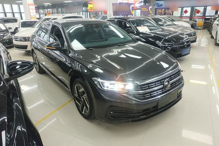 Used Volkswagen Sagitar 2023 300TSI DSG Excellence Edition Exterior 1