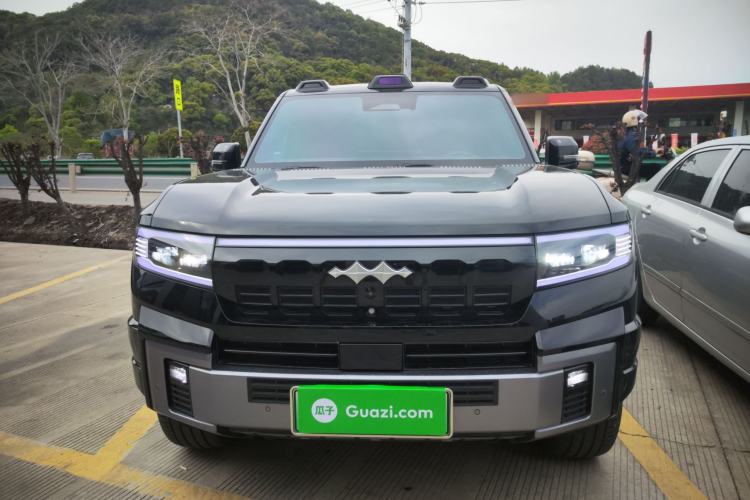 Used Formula Leopard 8 2025 Smart & Brave Flagship Edition 7 Seats
