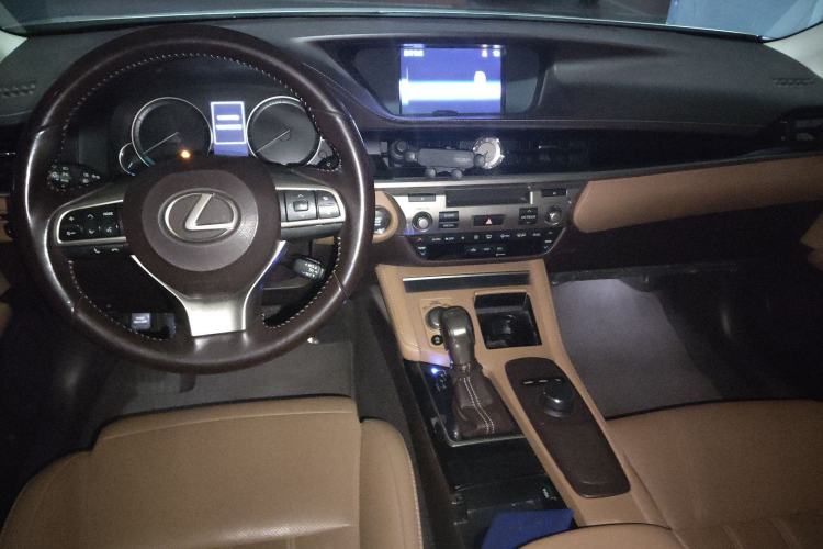 Used Lexus ES 2015 200 Elite Edition
