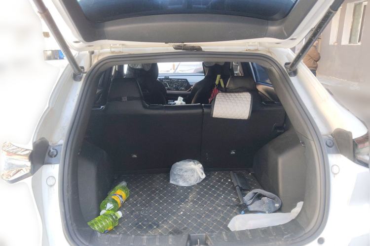 Used CHANGAN OSHAN X5 PLUS 2023 1.5T DCT Excellence Edition Trunk