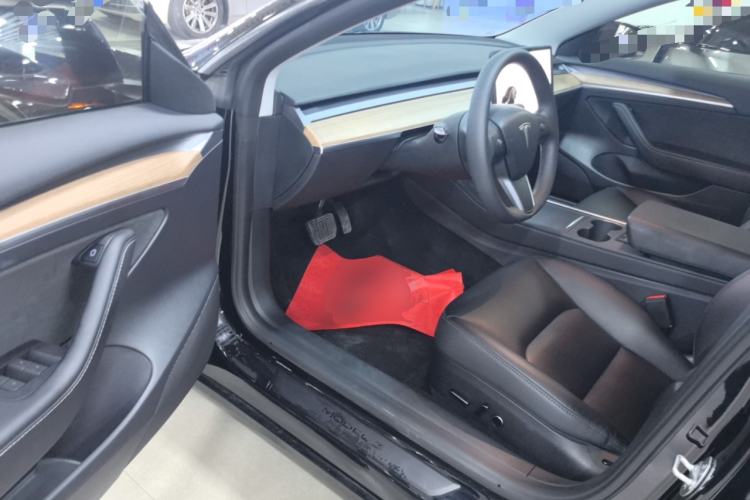 Used Tesla Model 3 2022 Rear-Wheel-Drive Version
