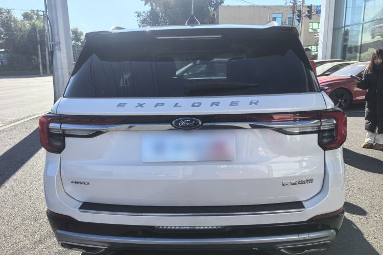 Used Ford Explorer 2024 2.3T EcoBoost Four-Wheel Drive Titanium Edition 6 Seats