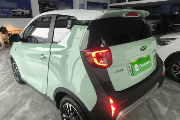 Used Chery QQ Little Ant 2022 Sweet Pink Edition Half-Sugar Version Lithium Iron Phosphate 29.2 kWh 30 kW 301 km