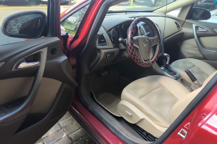 Used Buick GT 2013 GT 1.6L Automatic Fashion Edition
