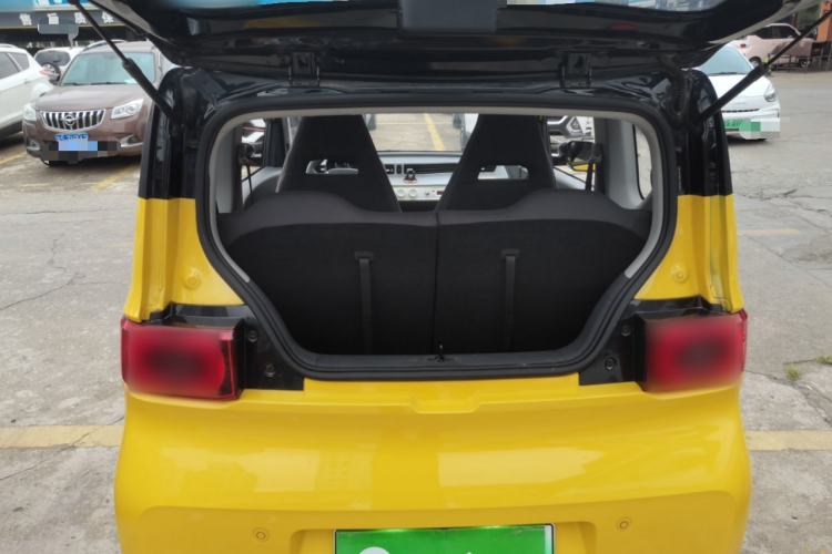 Used Wuling Hongguang MINIEV 2022 Macaron Premium Model – Lithium Iron Phosphate