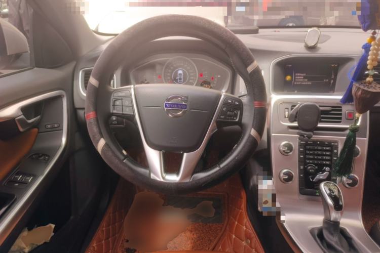 Used Volvo S60 2017 S60L T3 Smart Upgrade Edition
