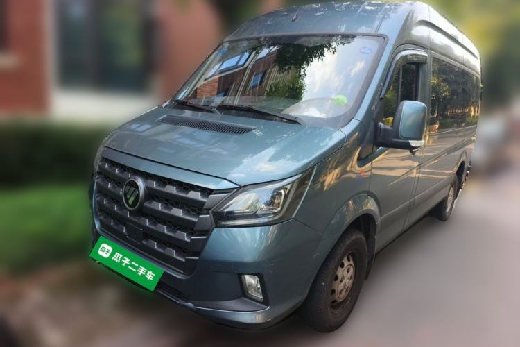 Used Foton Toano 2024 Tuyano Pro Multi-Function 2.0T Manual Front-Wheel Drive Long Wheelbase Mid-Roof Design with Single Rear Tire and 7 Seating Capacity