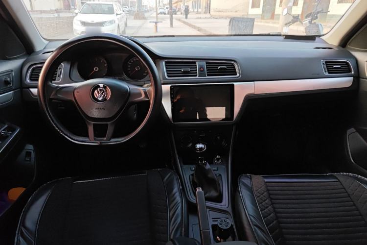 Used Volkswagen Lavida 2017 1.6L Manual Fashion Edition
