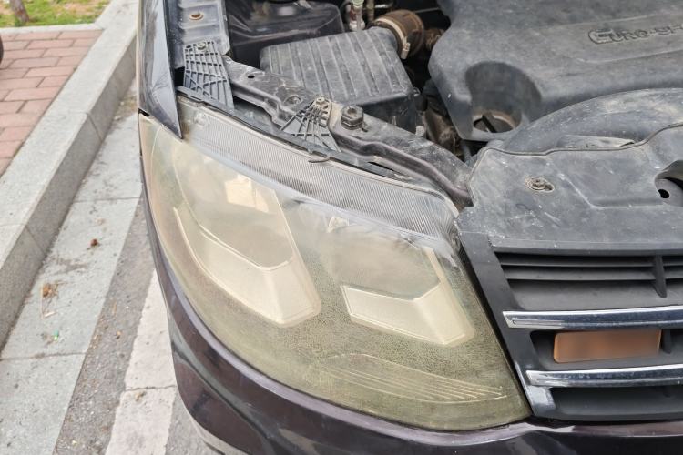 Used Dongfeng Fengon 370 2016 1.5L Manual Elite Travel Edition 7 Seats
