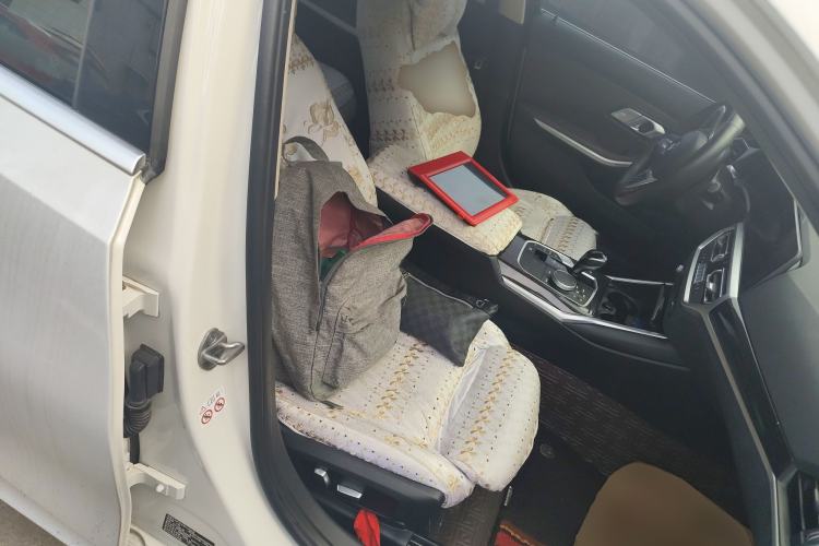 Used BMW 3 Series 2022 325Li M Sport Package Right Front Seat