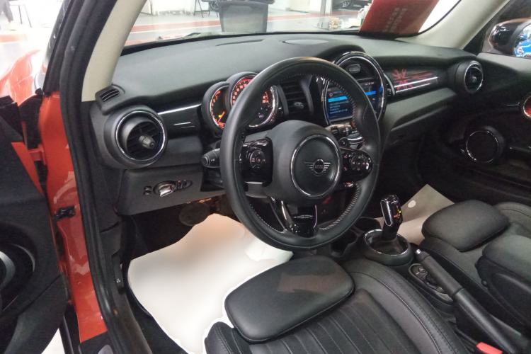 Used MINI 2019 2.0T COOPER S Artist