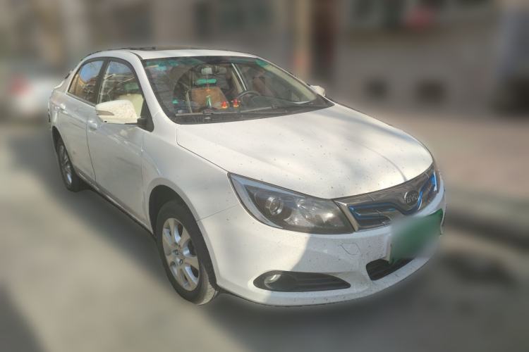 Used BYD e5 2017 300 Prestige Edition
