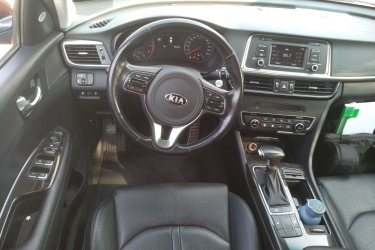 Used Kia K5 2016 2.0L Automatic LUX
