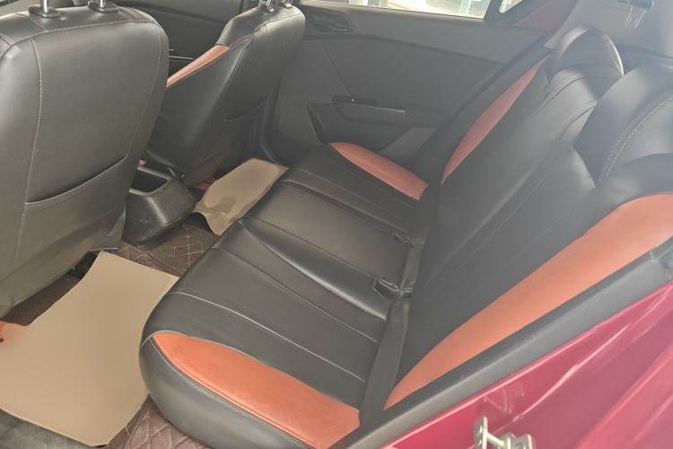 Used Baojun 310 2016 1.2L manual Comfort trim level
