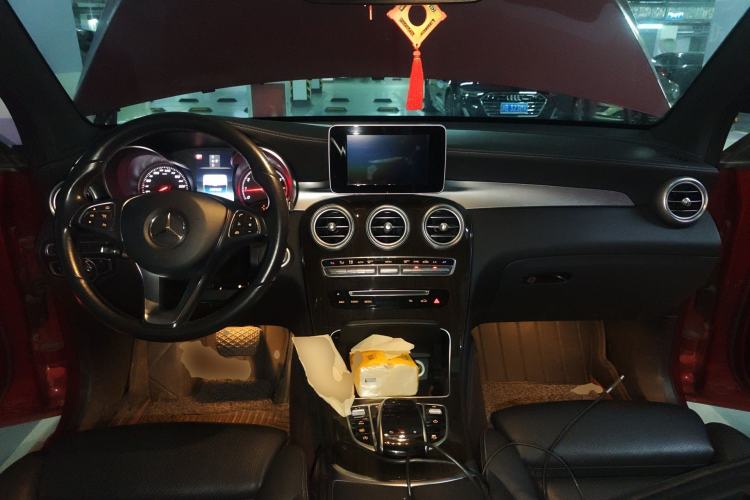 Used Mercedes-Benz GLC 2018 Facelifted GLC 260 4MATIC Dynamic Edition
