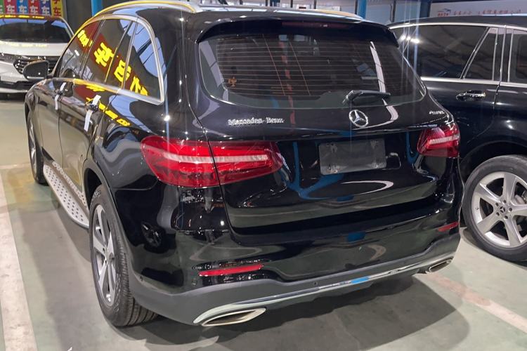 Used Mercedes-Benz GLC 2017 GLC 260 4MATIC Luxury Model