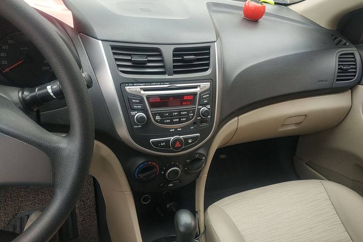 Used Hyundai Verna (older generation) 2014 1.4L Automatic Smart GLS