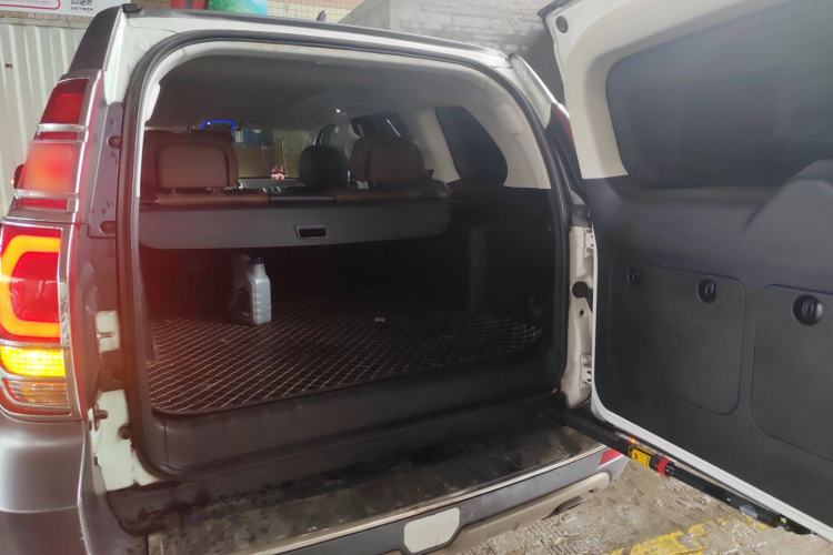 Used Haval H9 2017 2.0T Diesel 4x4 Premium 5-Seater
