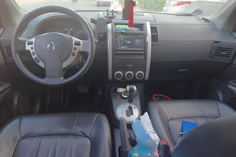 Used Dongfeng Fengdu MX6 2015 2.0L CVT 4x4 Dream Edition
