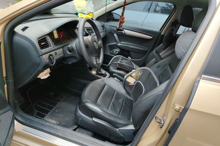 Used Volkswagen Lavida 2013 Restyled Classic 1.6L Automatic Comfort Edition
