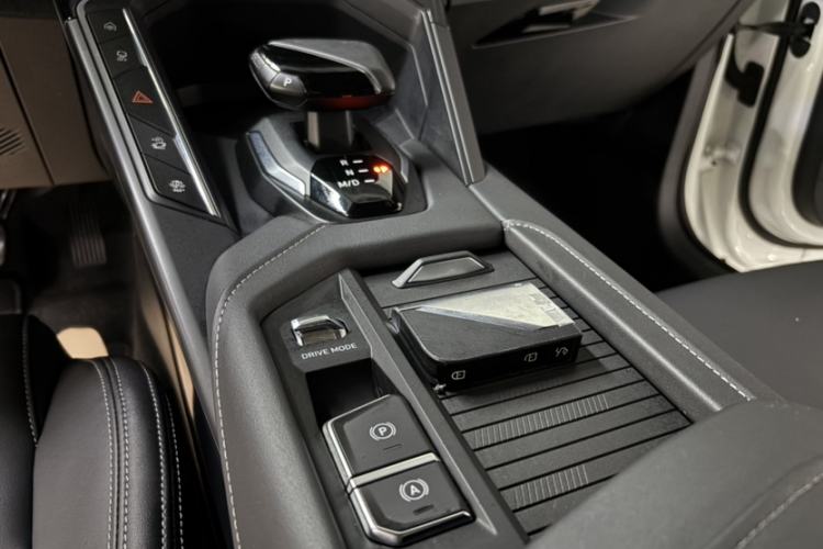 Used Lynk & Co 06 2023 Remix 1.5T JinPro Interior 8