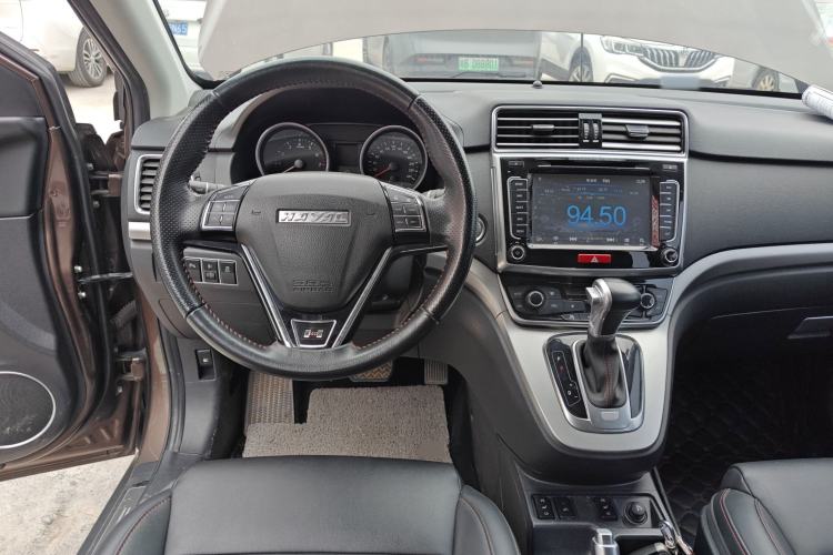 Used Haval H6 2015 Sport Edition 1.5T Automatic Two-Wheel Drive Luxury Model

