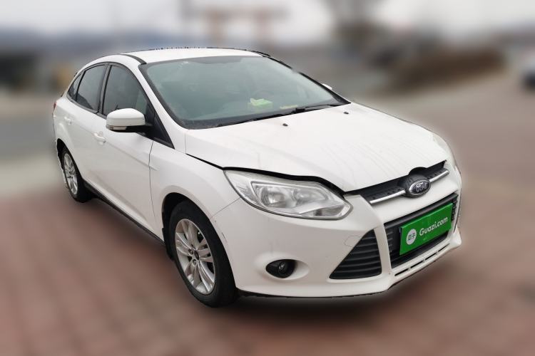 Used Ford Focus 2012 Sedan 1.6L Manual Comfort Model
