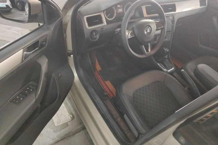 Used Skoda Rapid 2019 1.5L Automatic Comfort Edition China VI Standard