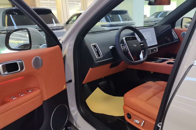 Used Li Auto L6 2025 Pro Smart Refresh Edition
