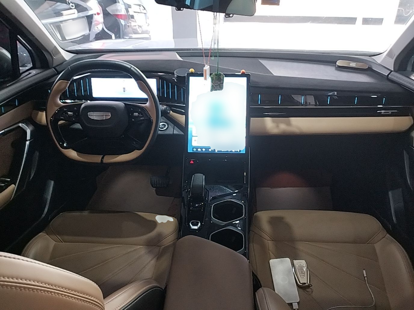 Geely Auto FX11 2023 1.5TD DCT Prestige Edition — снимка 12