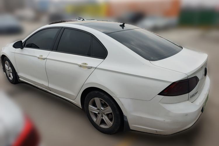 Used Volkswagen Lamando 2015 230TSI DSG Fashion Edition Rear Left 45 Deg