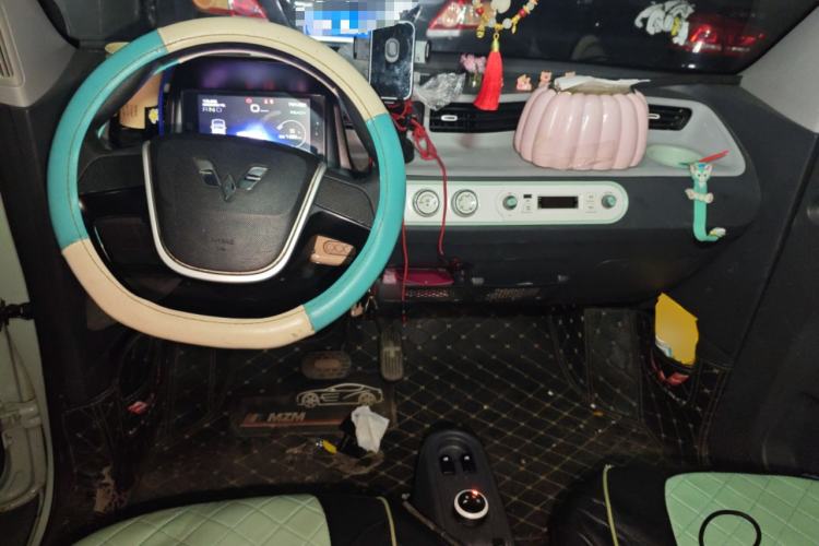 Used Wuling Hongguang MINIEV 2022 Macaron Premium Model – Lithium Iron Phosphate
