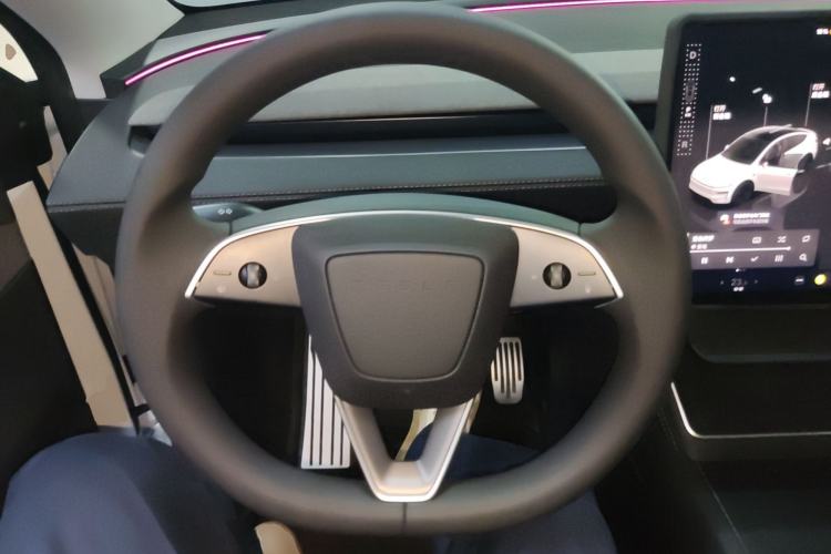 Used Tesla Model Y 2025 Rear-Wheel-Drive Version