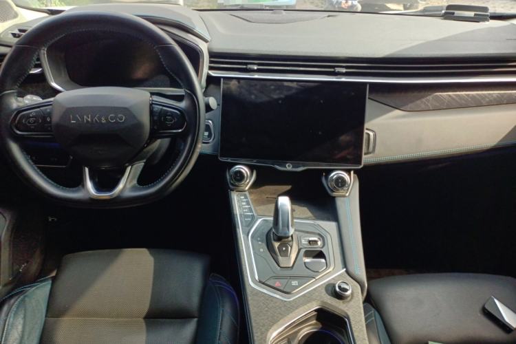 Used Lynk & Co 05 2022 2.0T Two-Wheel Drive Shine Halo
