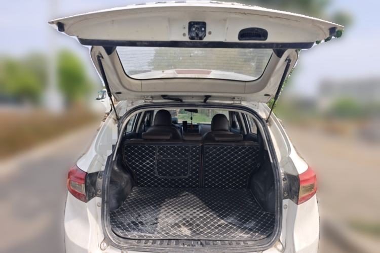 Used Land X5 2016 Plus 1.5T CVT Leading Edition Trunk