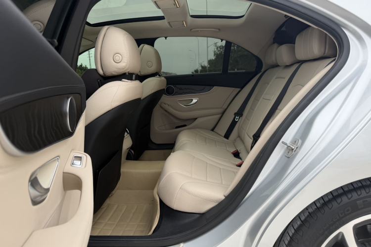 Used Mercedes-Benz C-Class 2015 C 200 L Sport Edition
