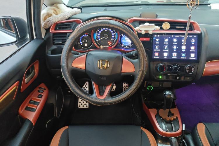 Used Honda Fit 2016 1.5L LXS CVT Comfort Sunroof Version
