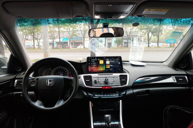 Used Honda Accord 2016 2.0L Elite Edition Center Console