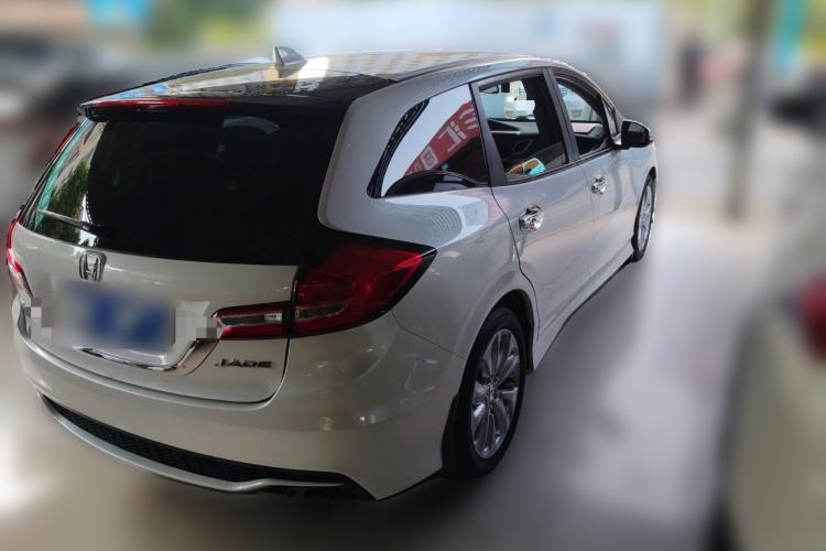 Used Honda Jade 2017 1.8L Automatic Classic Edition 5 seats
