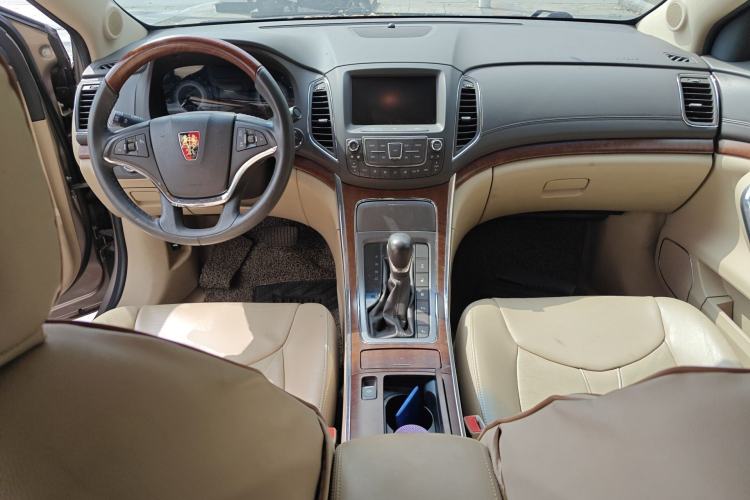 Used Roewe 950 2012 2.4L Luxury Edition Center Console