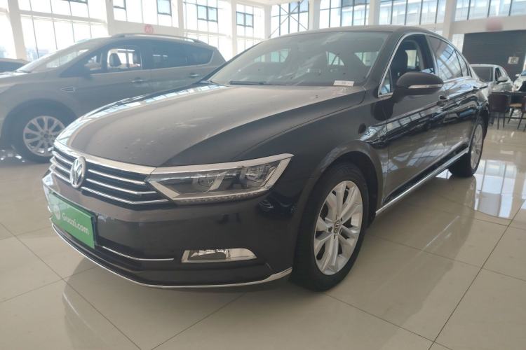 Used Volkswagen Magotan 2019 330TSI DSG Luxury Version China VI Standard Exterior 1