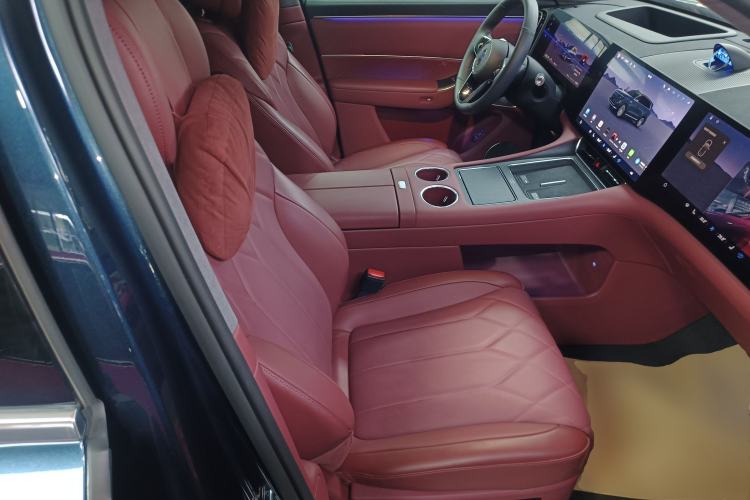 Used Hima AITO M8 2025 Extended-Range Ultra Version 53.4 kWh 5-Seater Edition
