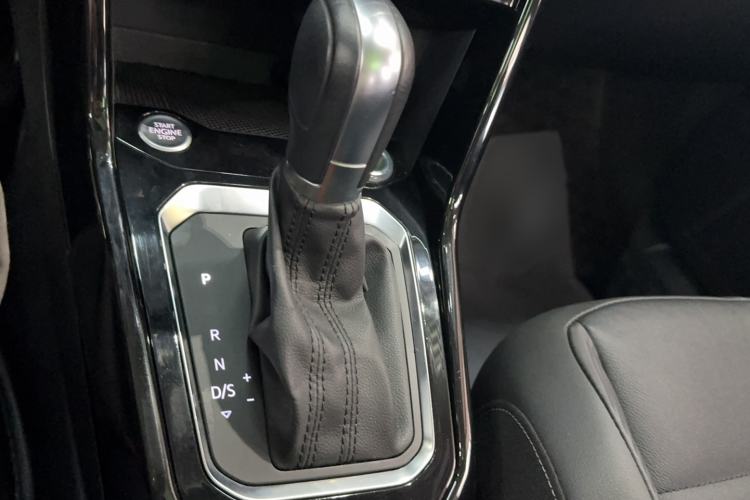 Used Volkswagen T-ROC 2020 280TSI DSG Two-Wheel Drive Comfort Version Gear Lever