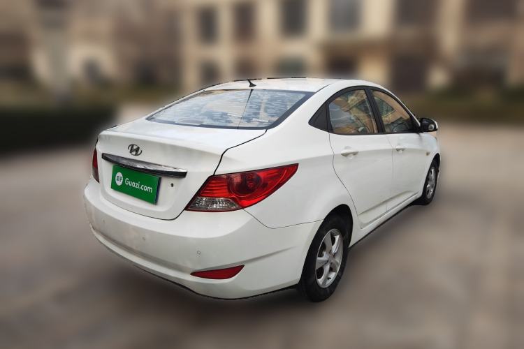 Used Hyundai Verna (older generation) 2010 Sedan 1.4L Automatic Fashionable GT Model
