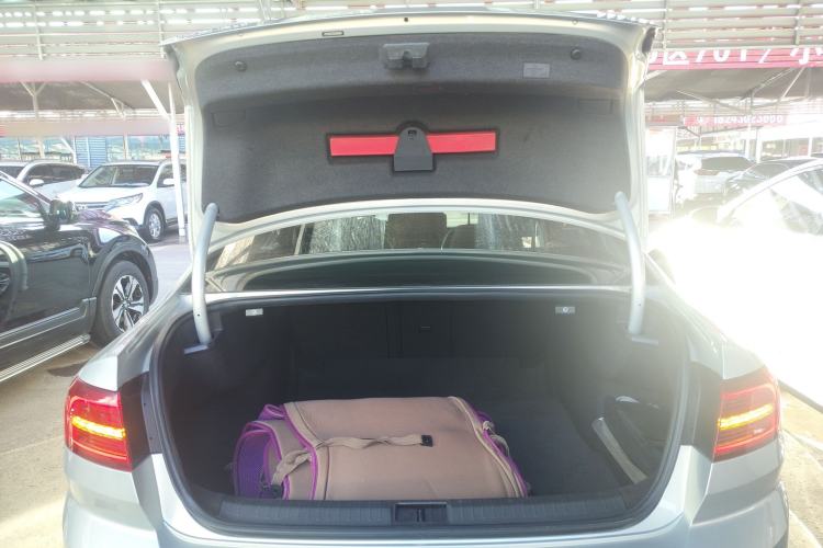 Used Volkswagen Magotan 2019 330TSI DSG Luxury Model China V Standard