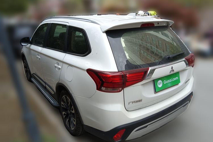 Used Mitsubishi Outlander 2019 2.0L Two-Wheel Drive Comfort Edition 5 Seats China V Standard Rear Left 45 Deg