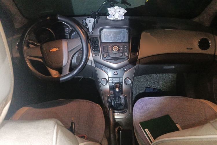 Used Chevrolet Cruze 2015 1.5L Classic SE MT