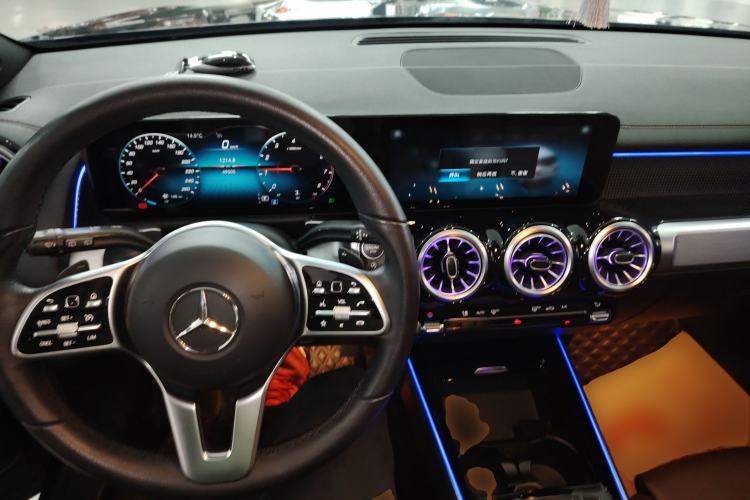 Used Mercedes-Benz GLB 2022 Updated GLB 200 Fashion Edition