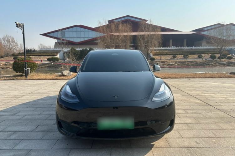 Used Tesla Model Y 2023 Rear-Wheel-Drive Version