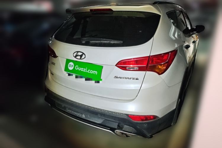 Used Hyundai Santa Fe 2015 2.0T Automatic Two-Wheel Drive Smart Version 5 Seats